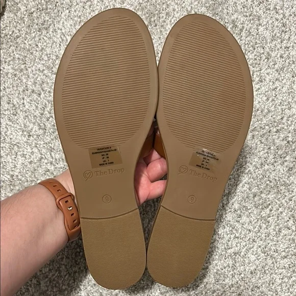 Tan Leather Slide Sandals with Cutout Design - Picture 3 of 4